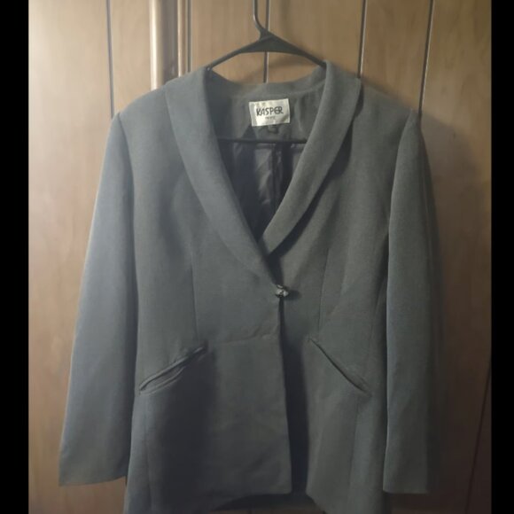 Kasper Petite Women's Suit - Picture 1 of 5
